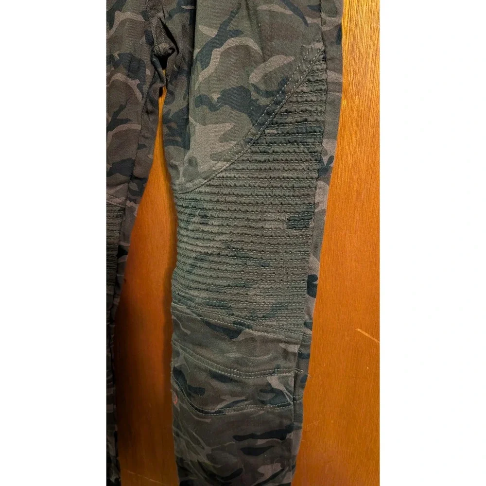 XRAY Boys Camo Print Moto Jeans  Olive Camo  Size 16  NEW  $58 NWT